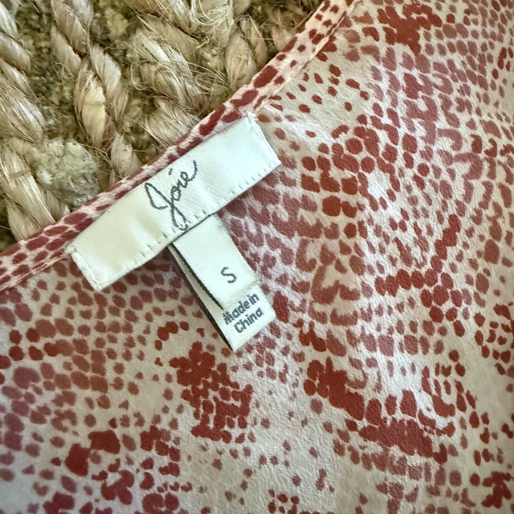 Joie 100% Silk Short Sleeve Top